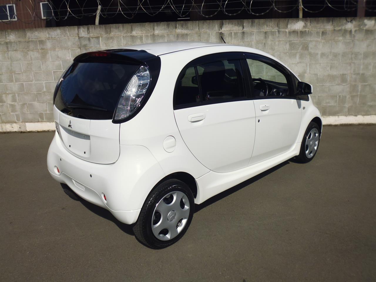 image-4, 2019 Mitsubishi i-MiEV X at Christchurch