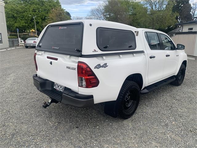 image-3, 2020 Toyota Hilux Sr Td Dc 2.8Dt/4Wd at Waimakariri