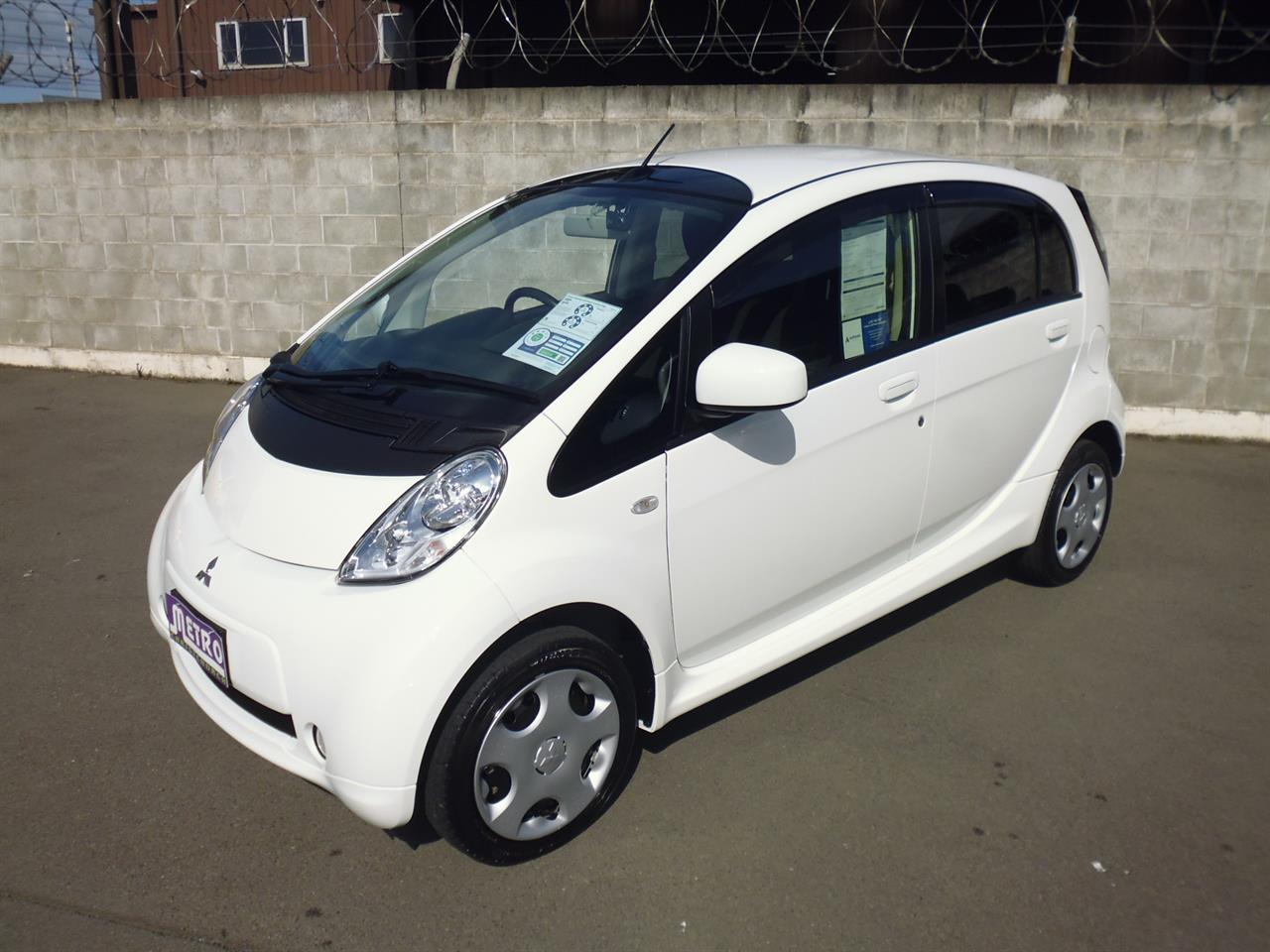 image-1, 2019 Mitsubishi i-MiEV X at Christchurch