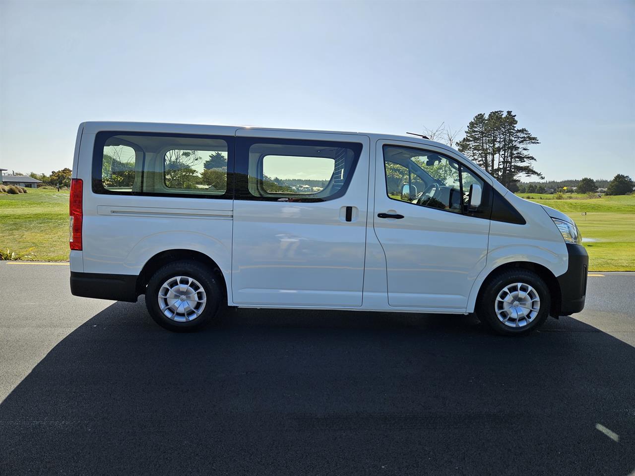 image-6, 2020 Toyota Hiace ZR GVN 2.8DT/6AT at Christchurch