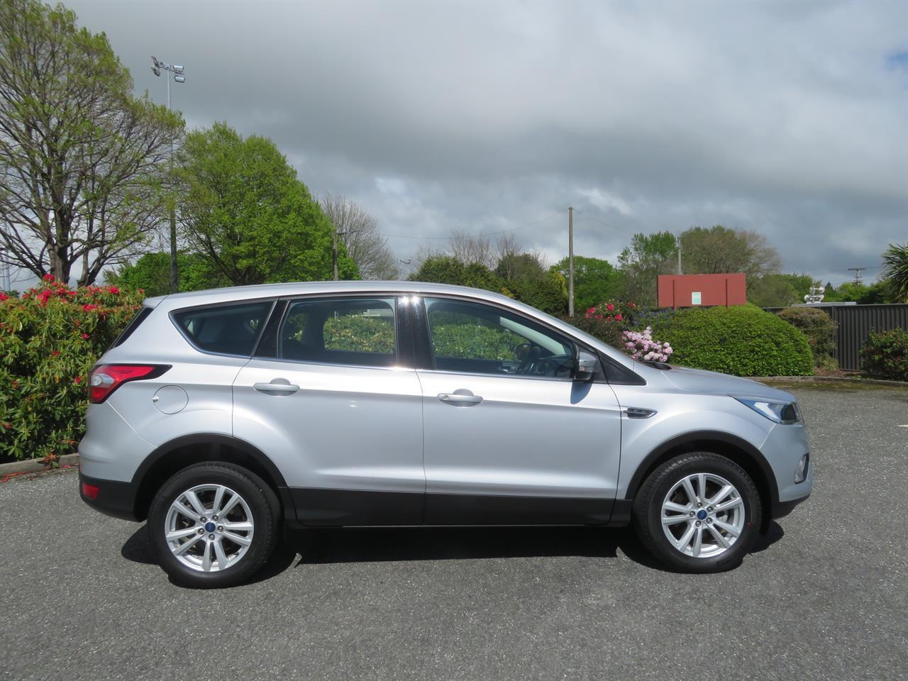 image-1, 2018 Ford Escape AMBIENTE - 4WD - LOW KM'S - NZ NE at Gore