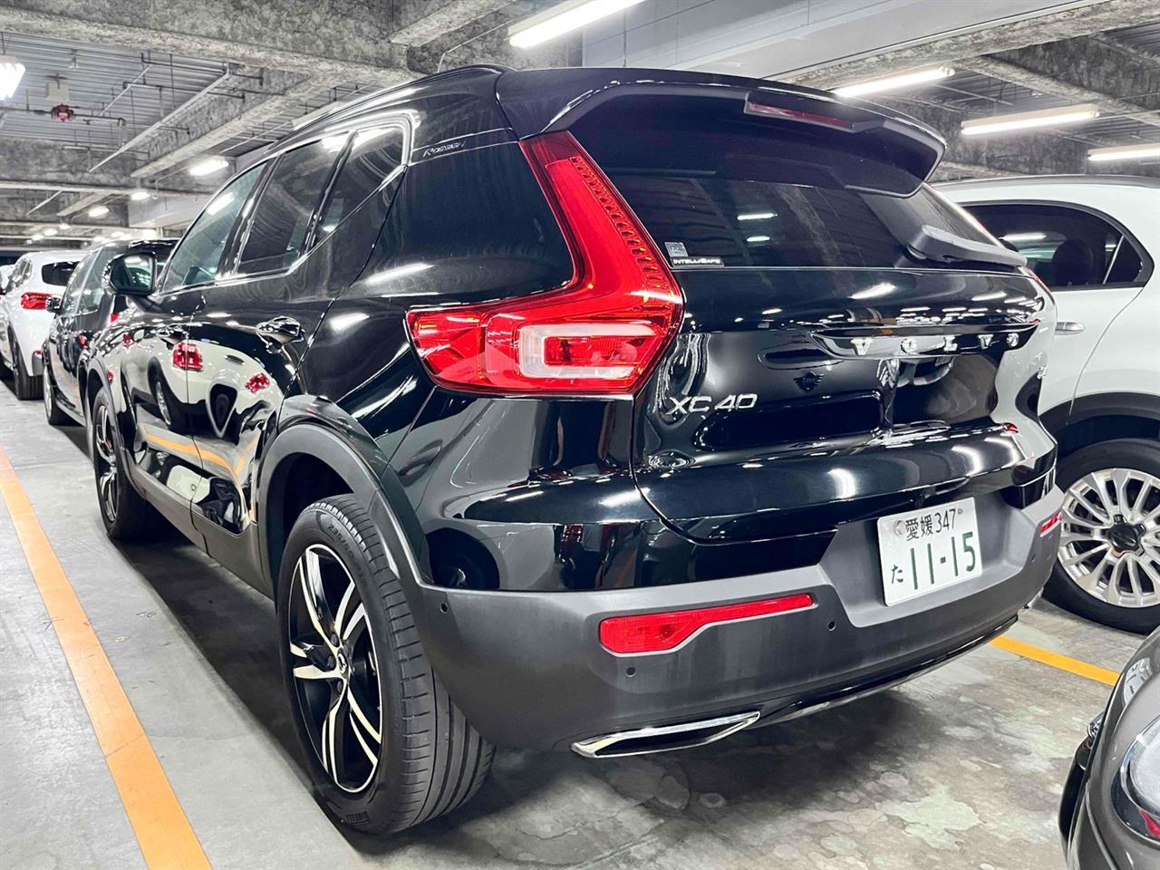 image-1, 2019 Volvo XC40 T4 AWD R Design at Christchurch