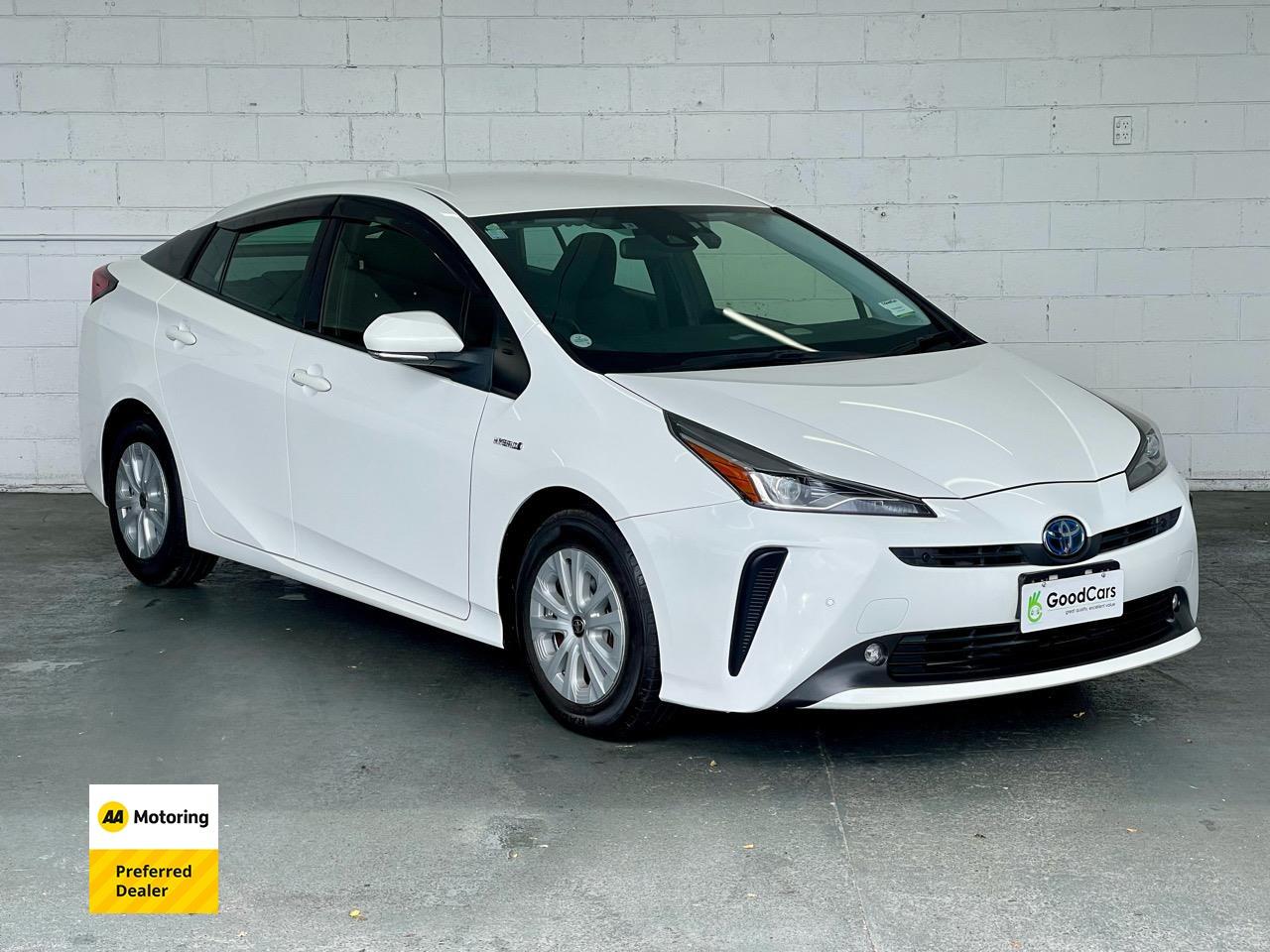 image-0, 2019 Toyota PRIUS S Hybrid, Facelift at Christchurch