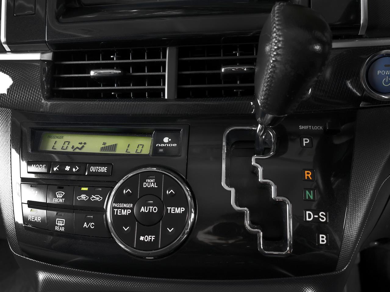 image-12, 2012 Toyota Estima 2.4lt Hybrid 4WD Aeras 7-Seater at Christchurch