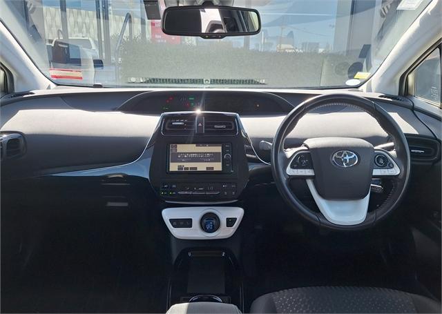 image-10, 2018 Toyota Prius 1.8 Hybrid S Safety Plus at Christchurch