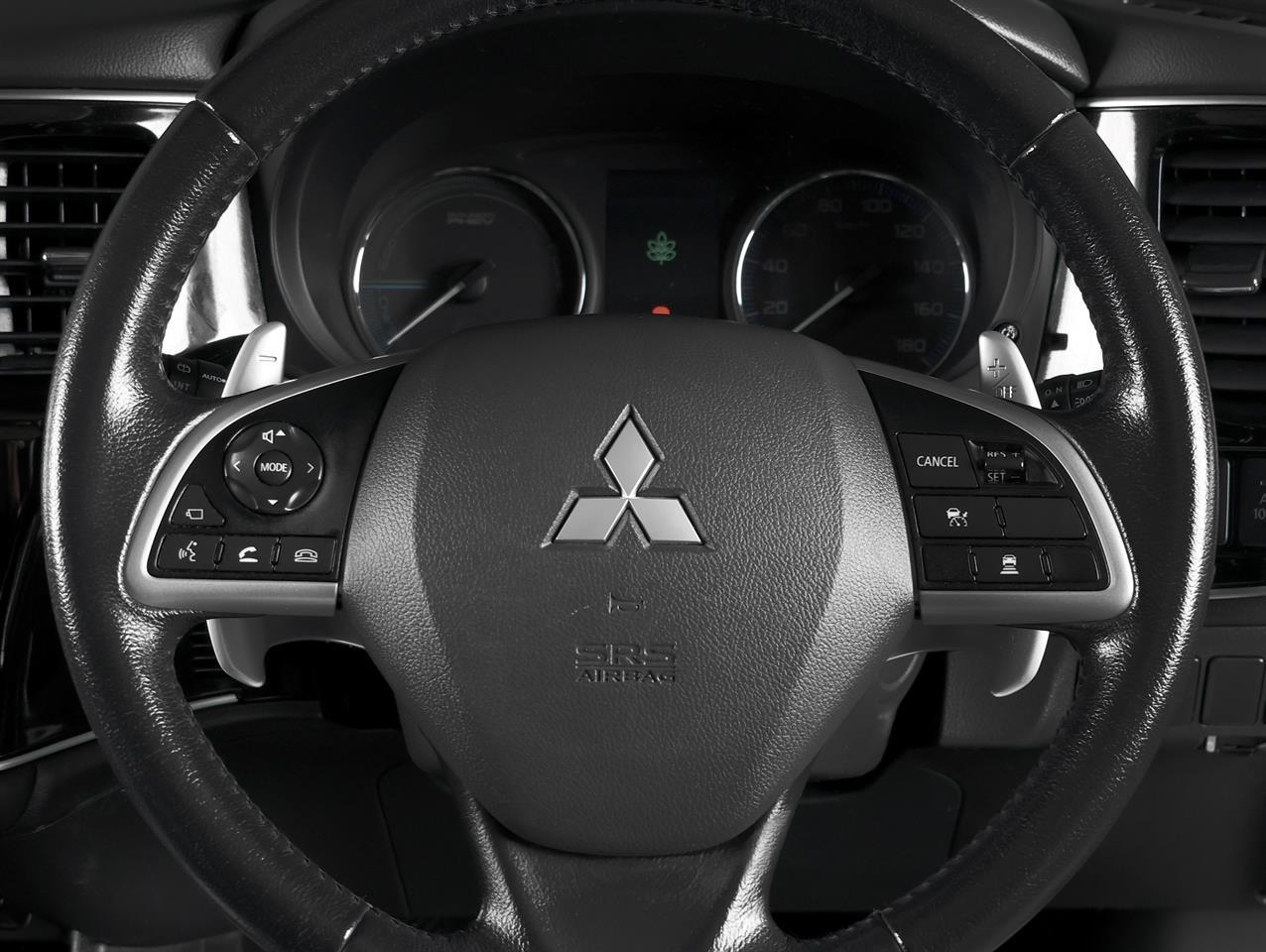 image-11, 2014 Mitsubishi Outlander PHEV 4WD G at Christchurch