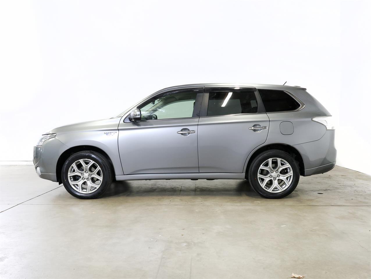 image-4, 2014 Mitsubishi Outlander PHEV 4WD G at Christchurch