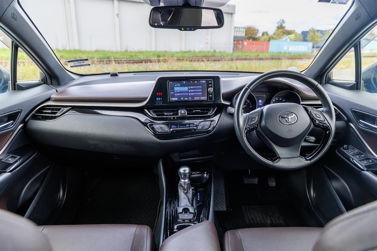 image-8, 2017 Toyota C-HR (CHR) Hybrid G at Christchurch