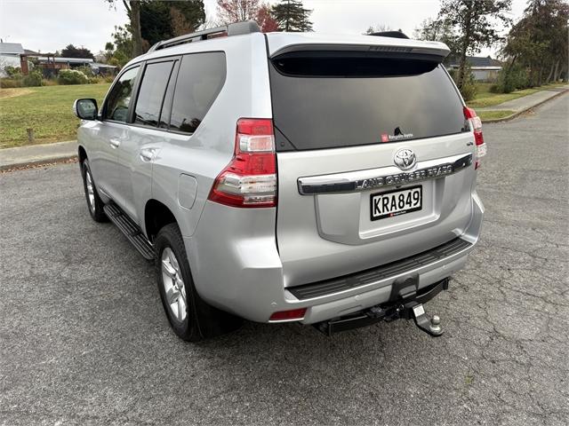 image-1, 2017 Toyota Land Cruiser Prado GX 4WD 2.8D SUV/5 6 at Waimakariri