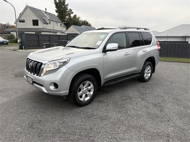 image-6, 2017 Toyota Land Cruiser Prado GX 4WD 2.8D SUV/5 6 at Waimakariri