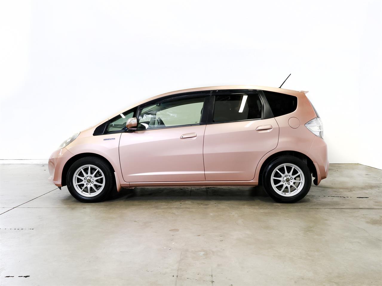 image-4, 2013 Honda Fit 1.3lt Hybrid 'She's Edition' at Christchurch