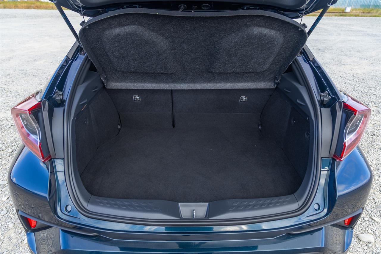 image-7, 2019 Toyota C-HR (CHR) Hybrid G Mode Nero at Christchurch
