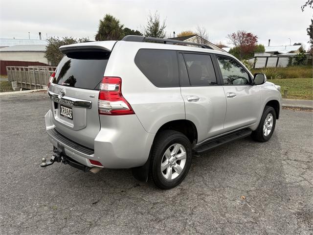 image-4, 2017 Toyota Land Cruiser Prado GX 4WD 2.8D SUV/5 6 at Waimakariri