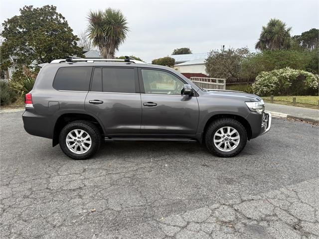 image-2, 2016 Toyota Land Cruiser 200 VX 4WD 4.5TD SUV/5 6A at Waimakariri