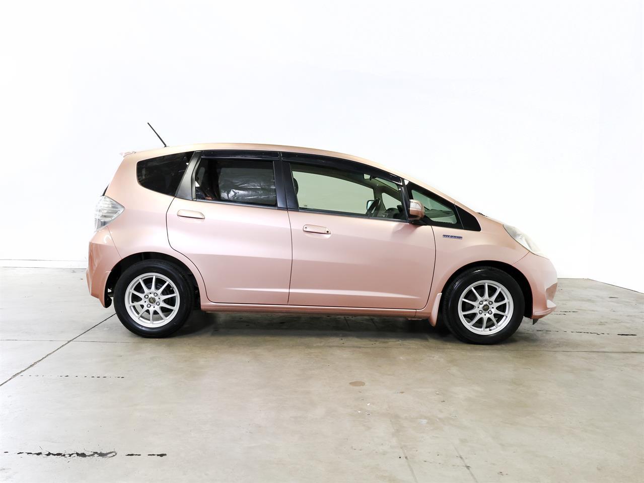 image-9, 2013 Honda Fit 1.3lt Hybrid 'She's Edition' at Christchurch