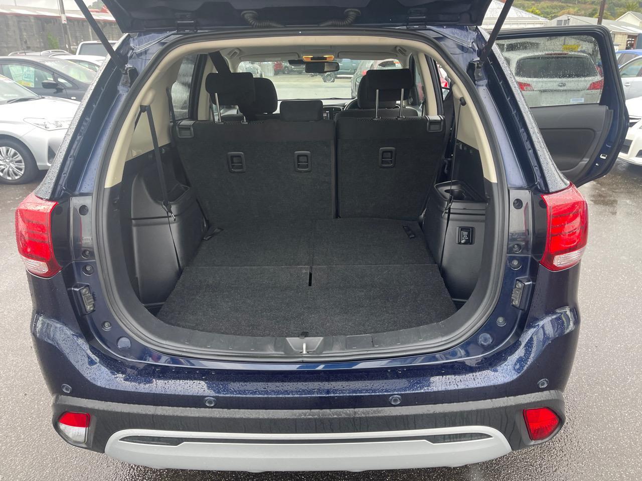 image-10, 2021 Mitsubishi Outlander LS 2.4P/4WD/CVT at Greymouth