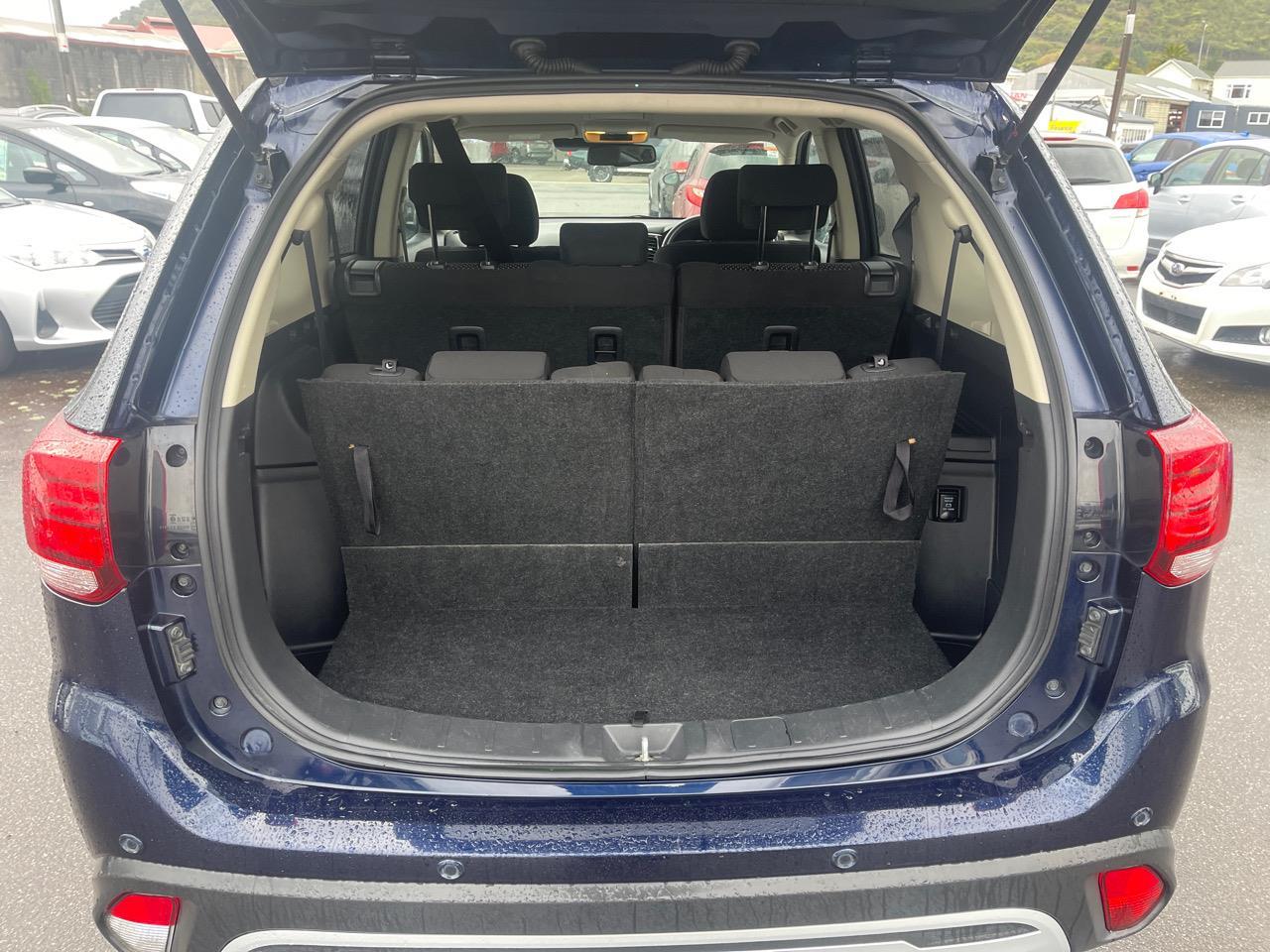 image-8, 2021 Mitsubishi Outlander LS 2.4P/4WD/CVT at Greymouth