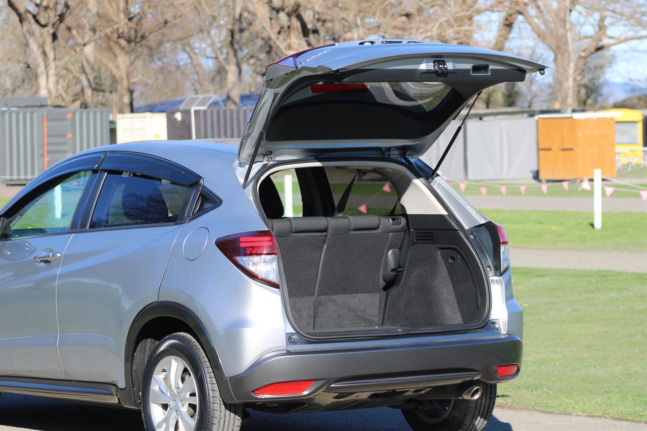 image-16, 2017 Honda VEZEL at Christchurch