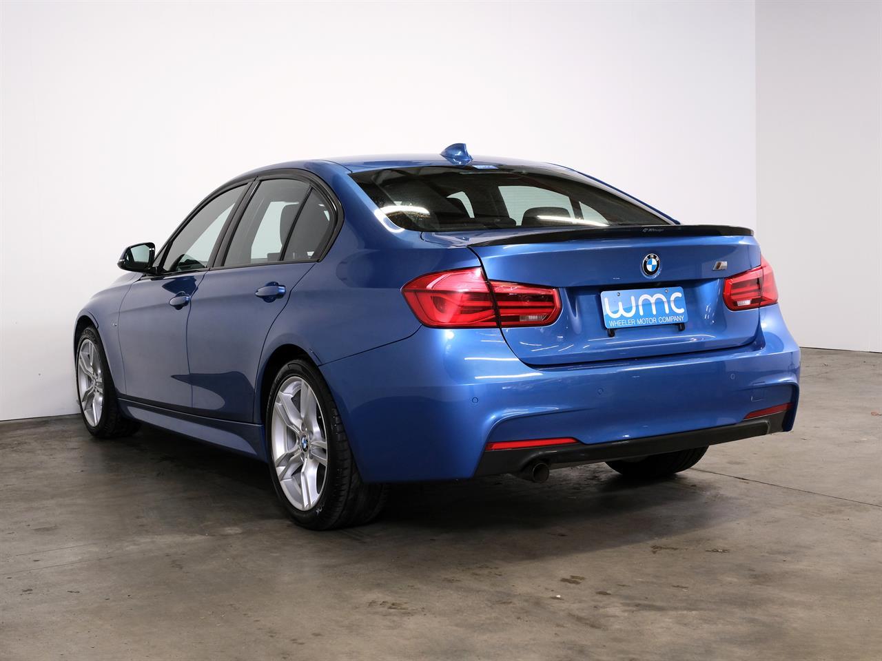 image-5, 2013 BMW 320i M-Sport at Christchurch