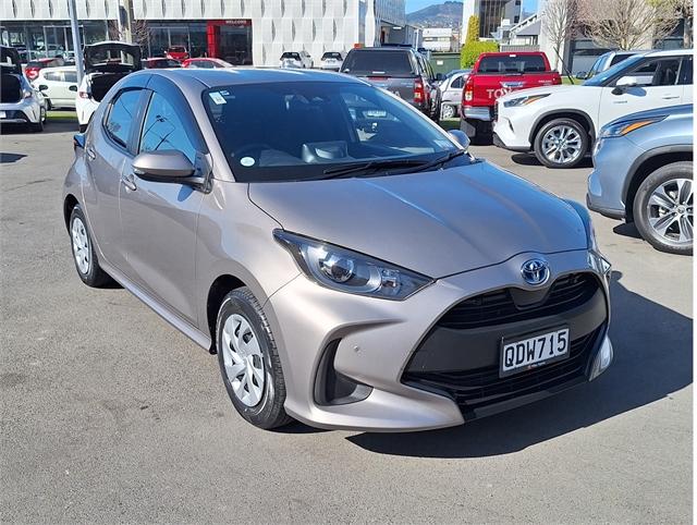 image-0, 2020 Toyota Yaris 1.5L Hybrid at Christchurch