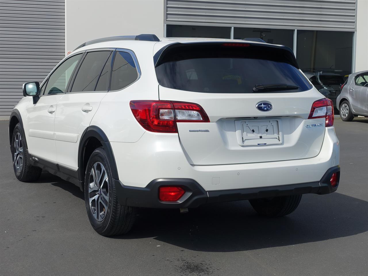 image-17, 2018 Subaru Outback 2.5i AWD at Dunedin