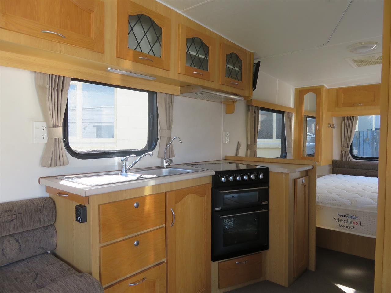 image-5, 2009 LEISURELINE ELITE Caravan at Gore