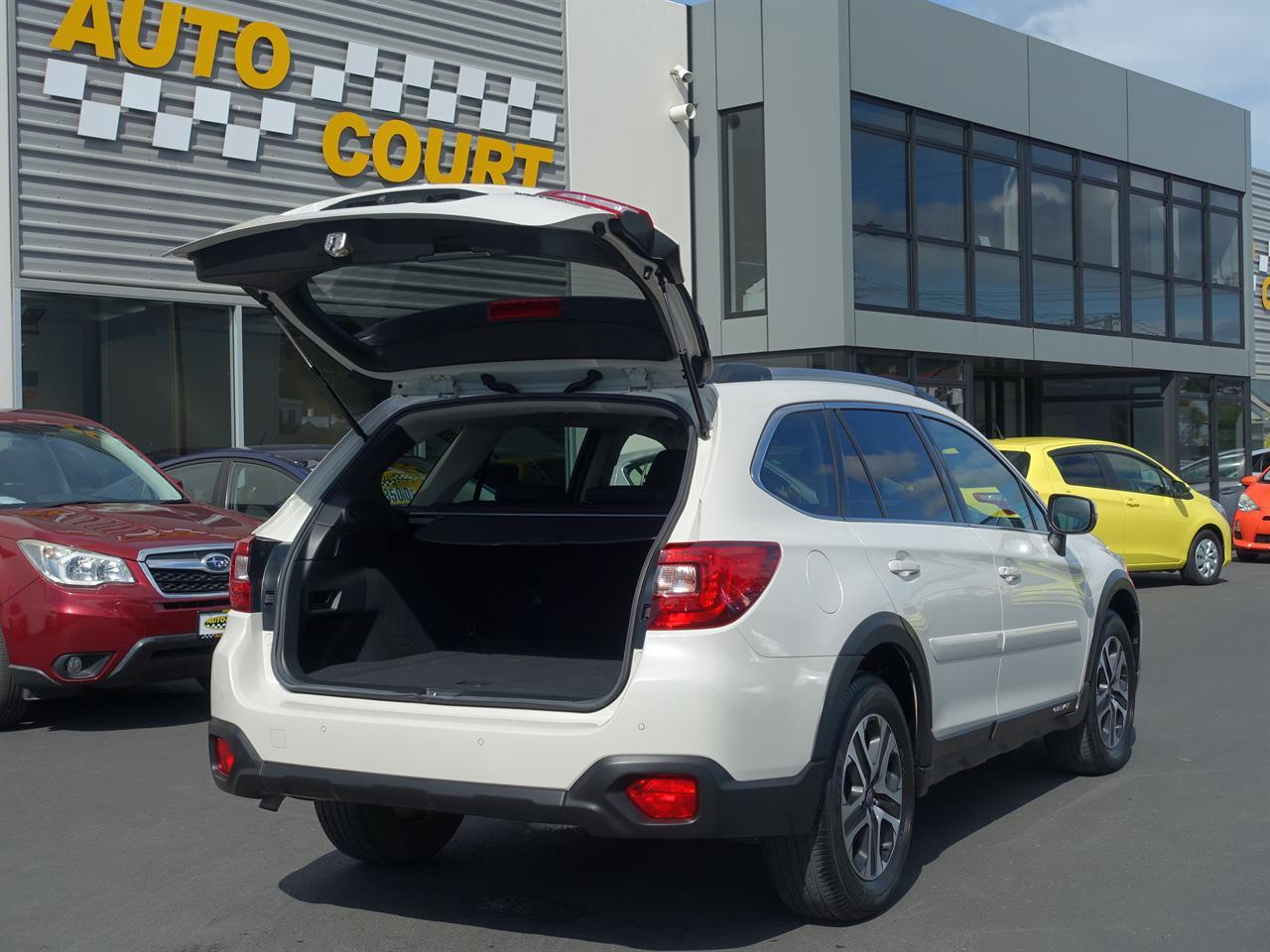 image-14, 2018 Subaru Outback 2.5i AWD at Dunedin