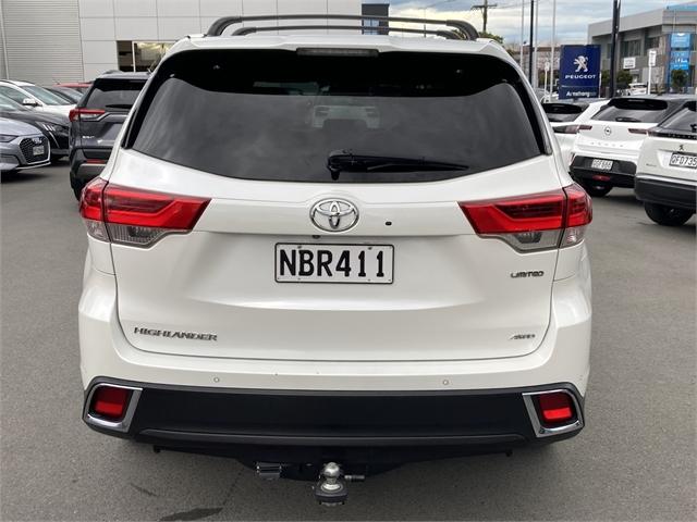 image-3, 2020 Toyota Highlander Limited 3.5P/4Wd/8At at Christchurch