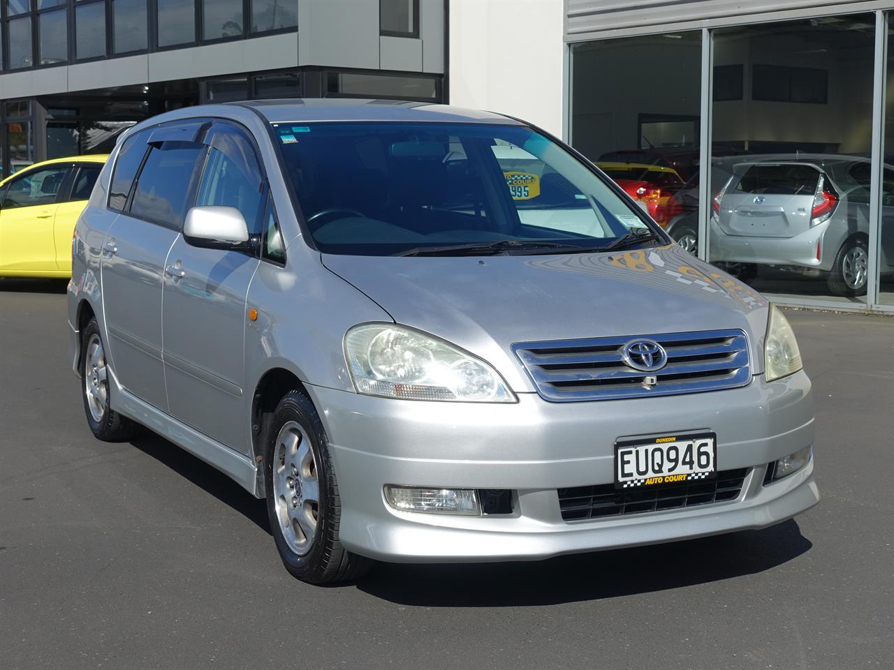 image-11, 2003 Toyota Ipsum 240i at Dunedin