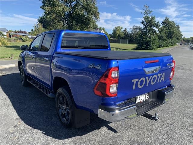 image-2, 2022 Toyota Hilux Sr5 Td Dc 2.8Dt/4Wd at Waimakariri