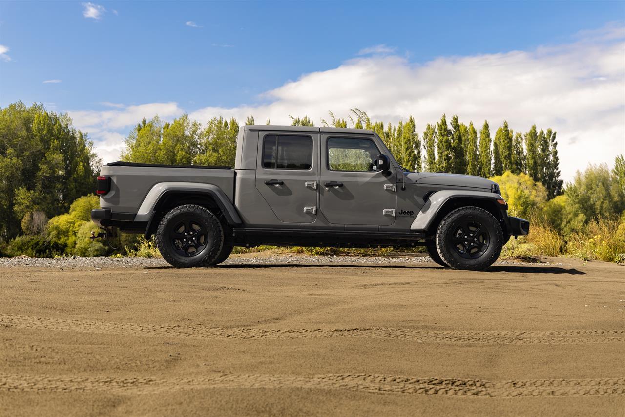 image-7, 2022 Jeep Gladiator OVERLAND 3.6P/4WD at Christchurch