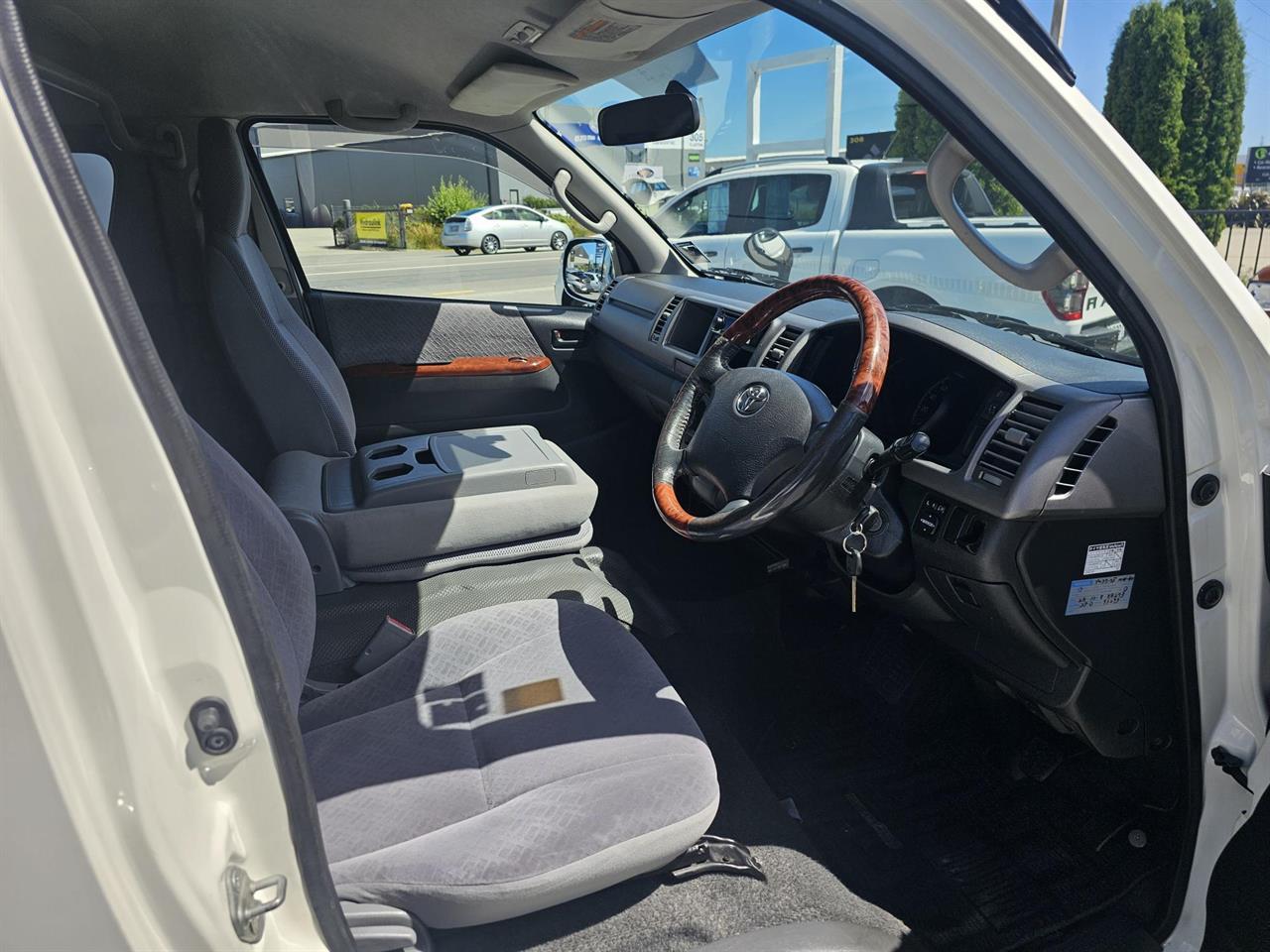 image-6, 2007 Toyota Hiace 5 Door GL at Waimakariri