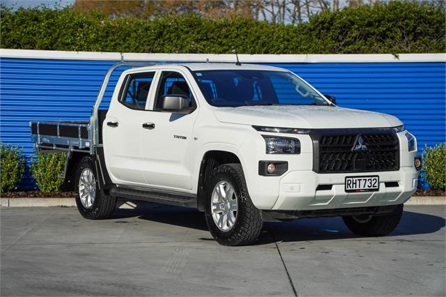 image-0, 2025 Mitsubishi Triton GLX Flat deck 4x4 6-sp auto at Dunedin