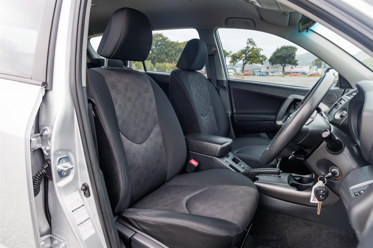 image-9, 2009 Toyota RAV4 4WD at Christchurch