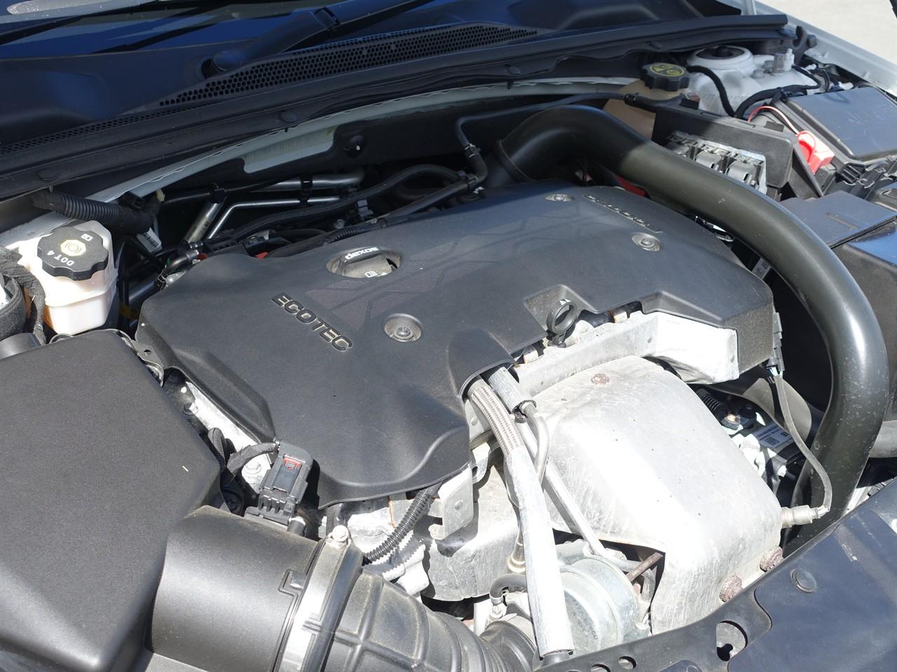 image-10, 2020 Holden Commodore LT Wagon 2.0PT at Dunedin