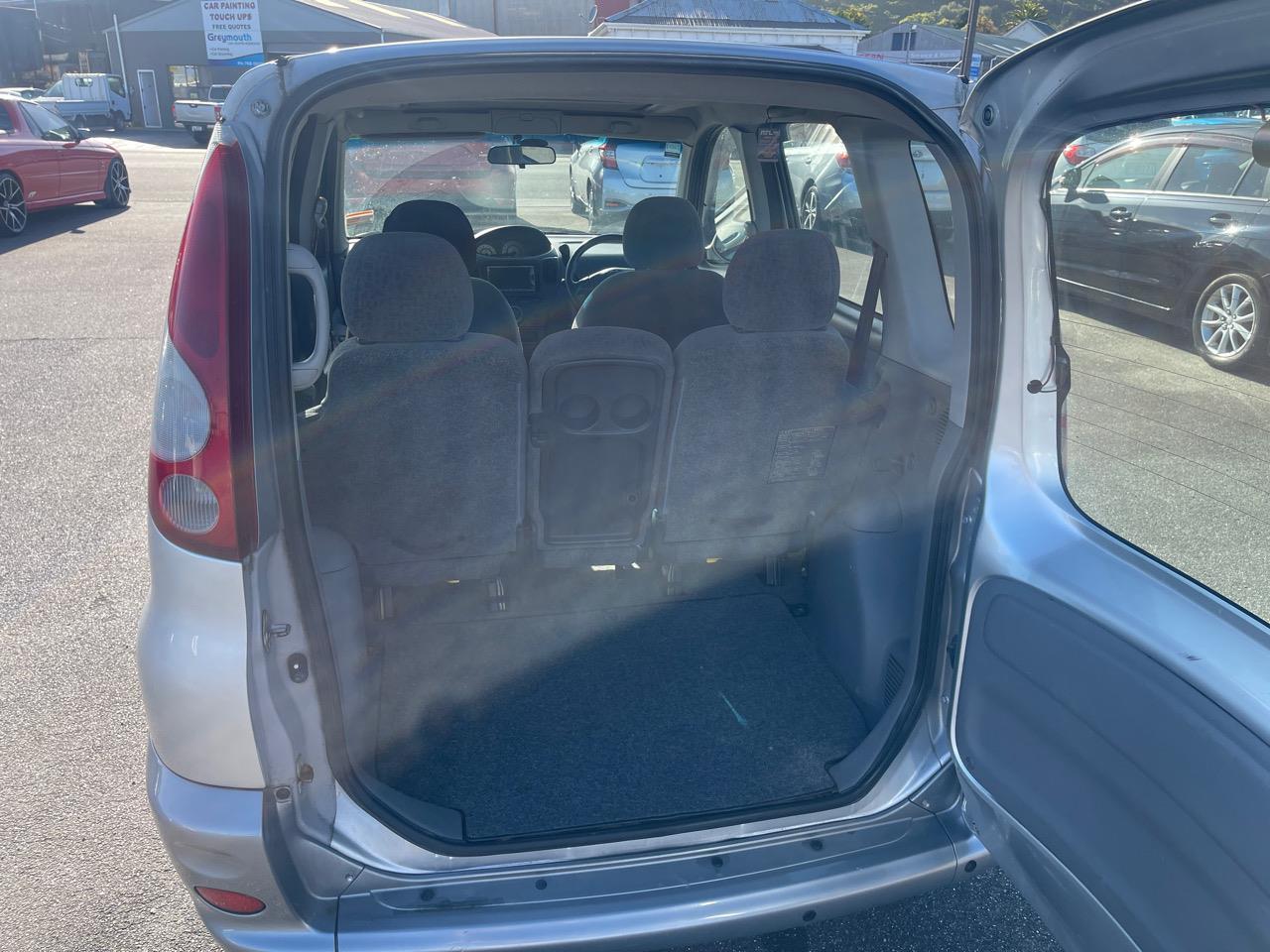 image-7, 2000 Toyota Funcargo at Greymouth