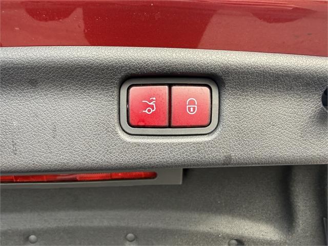 image-7, 2022 MercedesBenz C 200 C-Class 1.5PMH/9AT at Dunedin