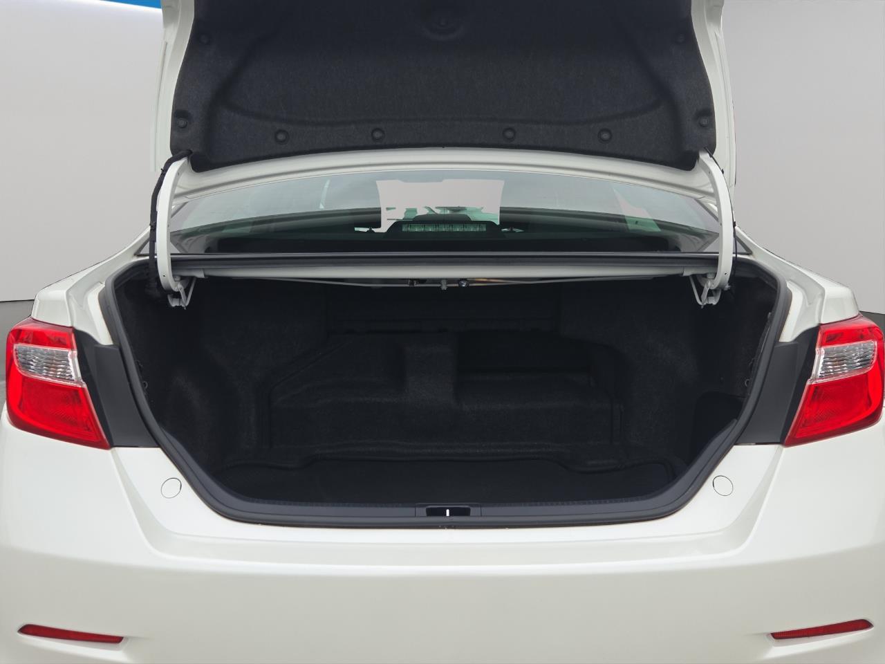 image-8, 2012 Toyota Camry G PACKAGE at Christchurch