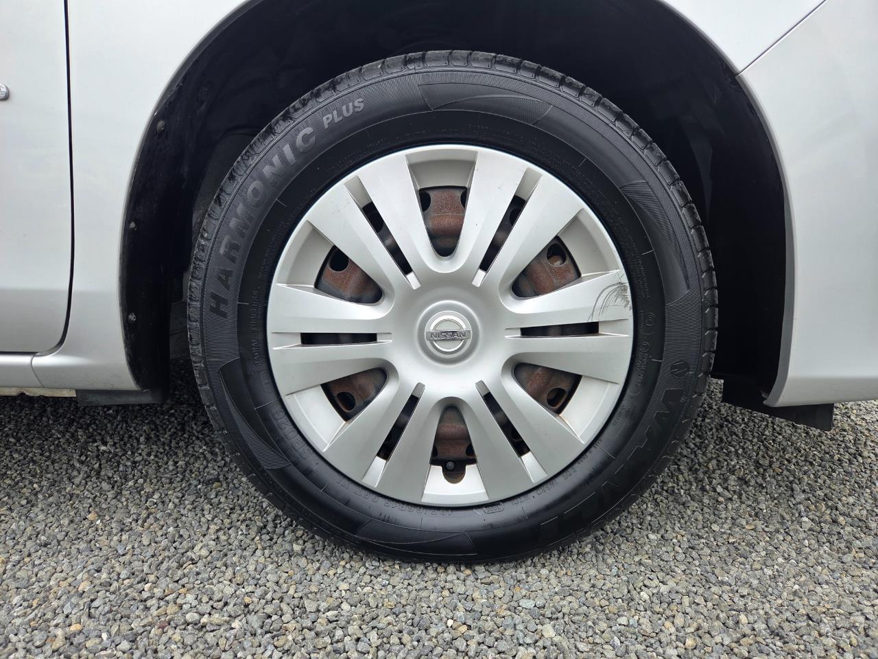 image-18, 2015 Nissan Serena Hybrid at Christchurch