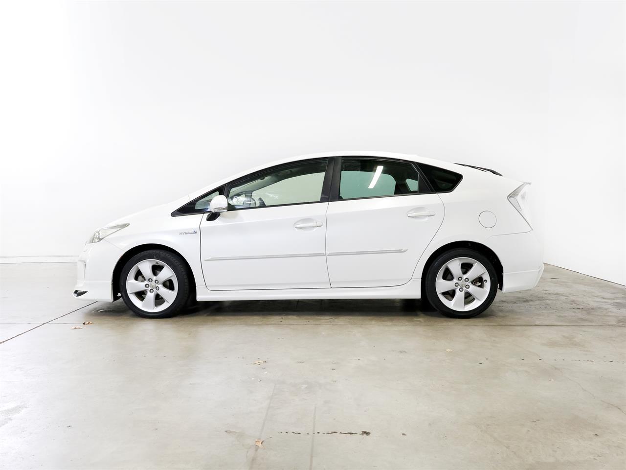 image-4, 2013 Toyota PRIUS 1.8lt Hybrid S 'Touring Selectio at Christchurch