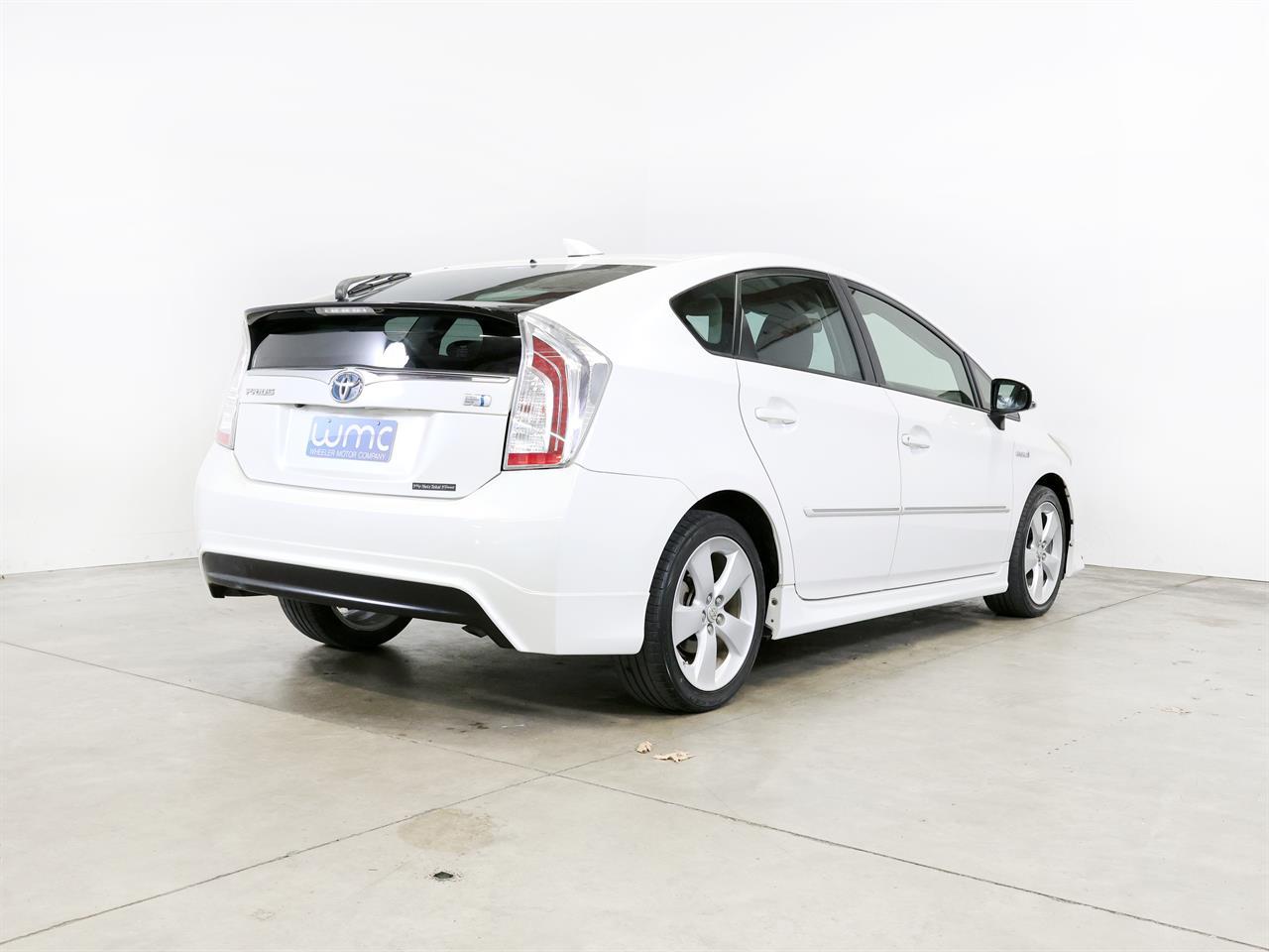 image-7, 2013 Toyota PRIUS 1.8lt Hybrid S 'Touring Selectio at Christchurch