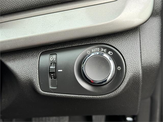 image-13, 2014 Holden Commodore VF Evoke Station Wagon V6 Au at Christchurch