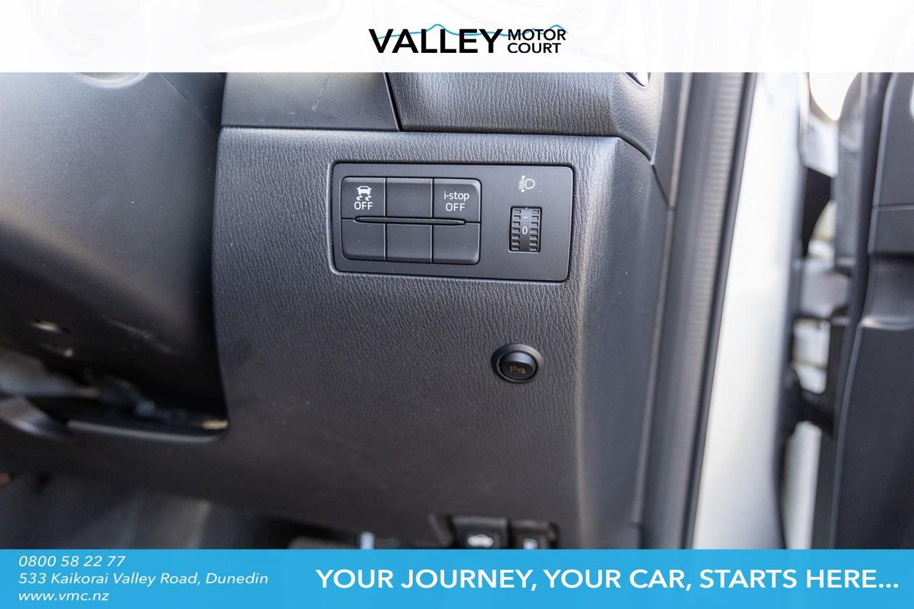 image-14, 2016 Mazda AXELA SPORT 15C AWD Auto at Dunedin