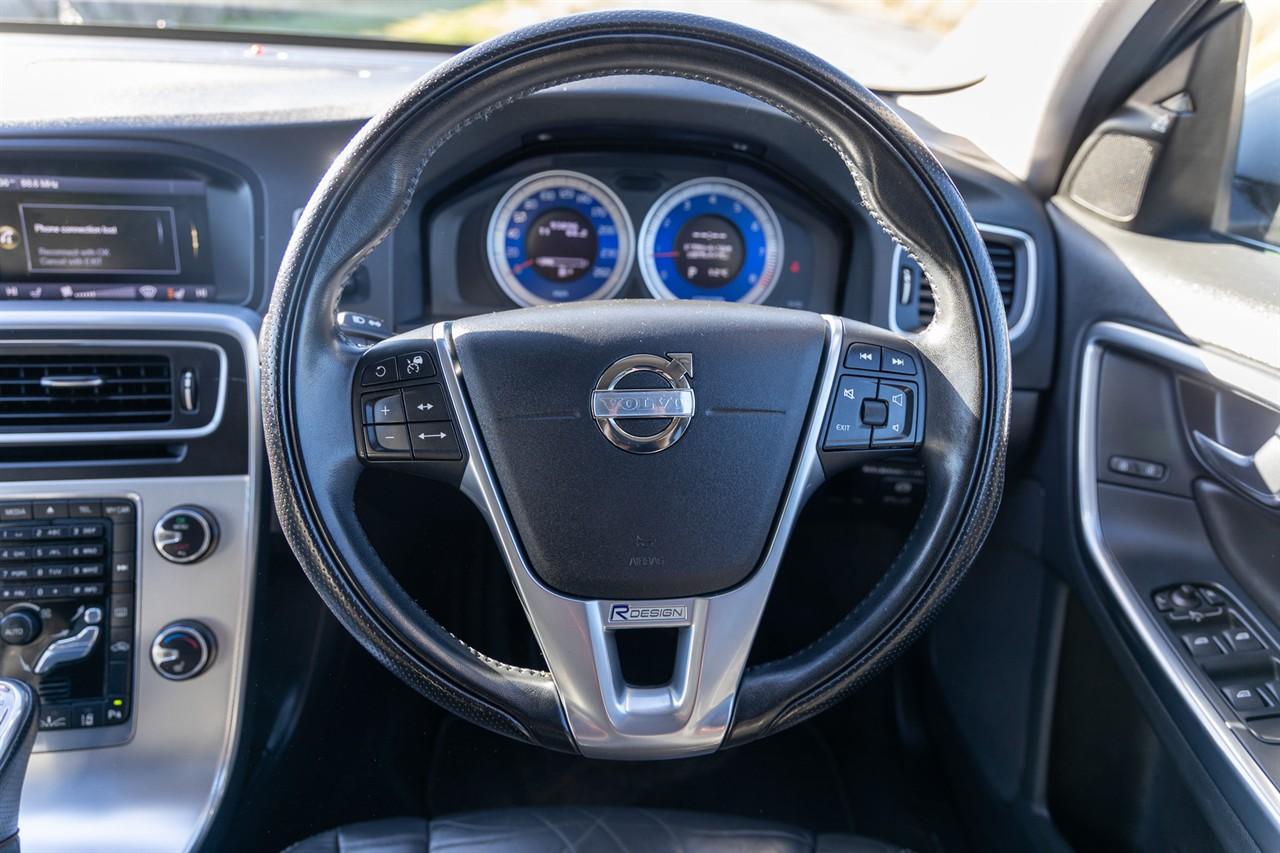 image-11, 2012 Volvo V60 T4 at Dunedin
