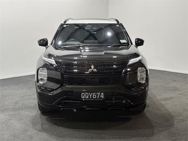 image-1, 2024 Mitsubishi Outlander Exceed at Invercargill