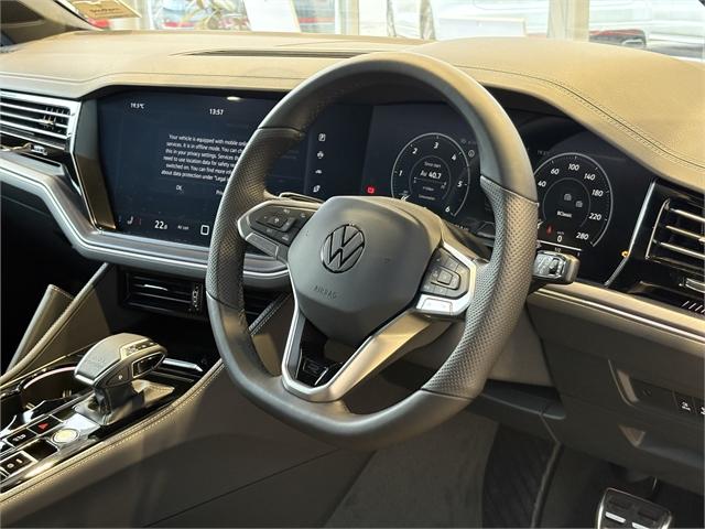 image-14, 2026 Volkswagen Touareg TDI V6S R-Line at Invercargill