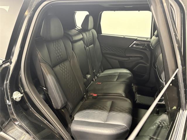 image-11, 2024 Mitsubishi Outlander Exceed at Invercargill