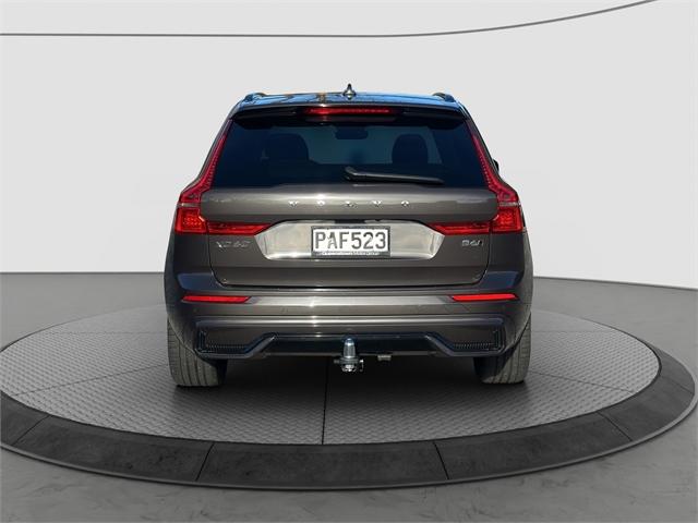 image-5, 2022 Volvo XC60 B6 AWD R-Design 2.0P at Queenstown-Lakes
