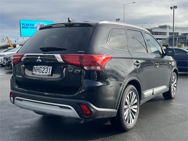 image-2, 2021 Mitsubishi Outlander Ls 2.4P/4Wd at Christchurch