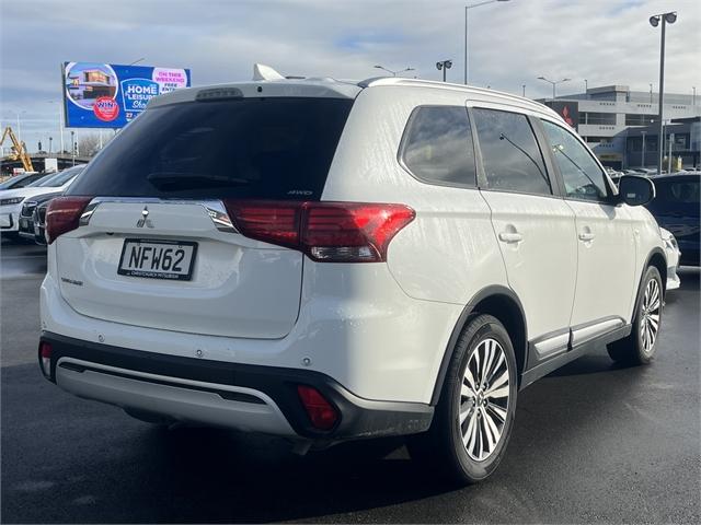 image-2, 2021 Mitsubishi Outlander Ls 2.4P/4Wd at Christchurch